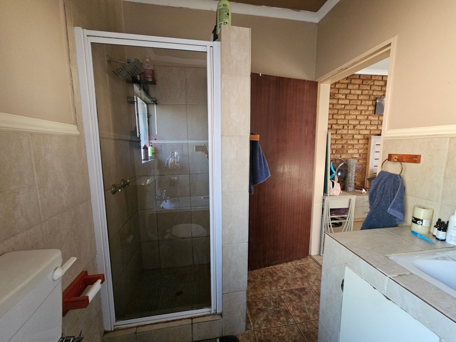To Let 3 Bedroom Property for Rent in Wilkoppies North West